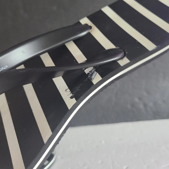 Kate Spade black/white flip flop sz.7 women's - Picture 4 of 9